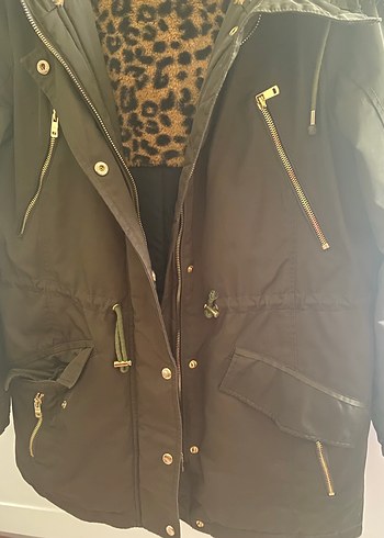 Leopar Desenli Kadın Mont - Görsel 2