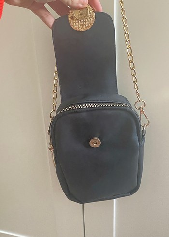 Zincir Detaylı Siyah Çanta - Görsel 2