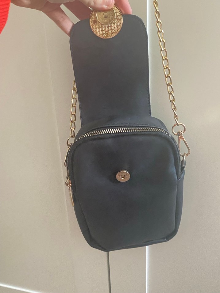 Zincir Detaylı Siyah Çanta - Görsel 2