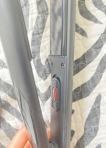 Siyah Gri Saç Düzleştirici - Görsel 3