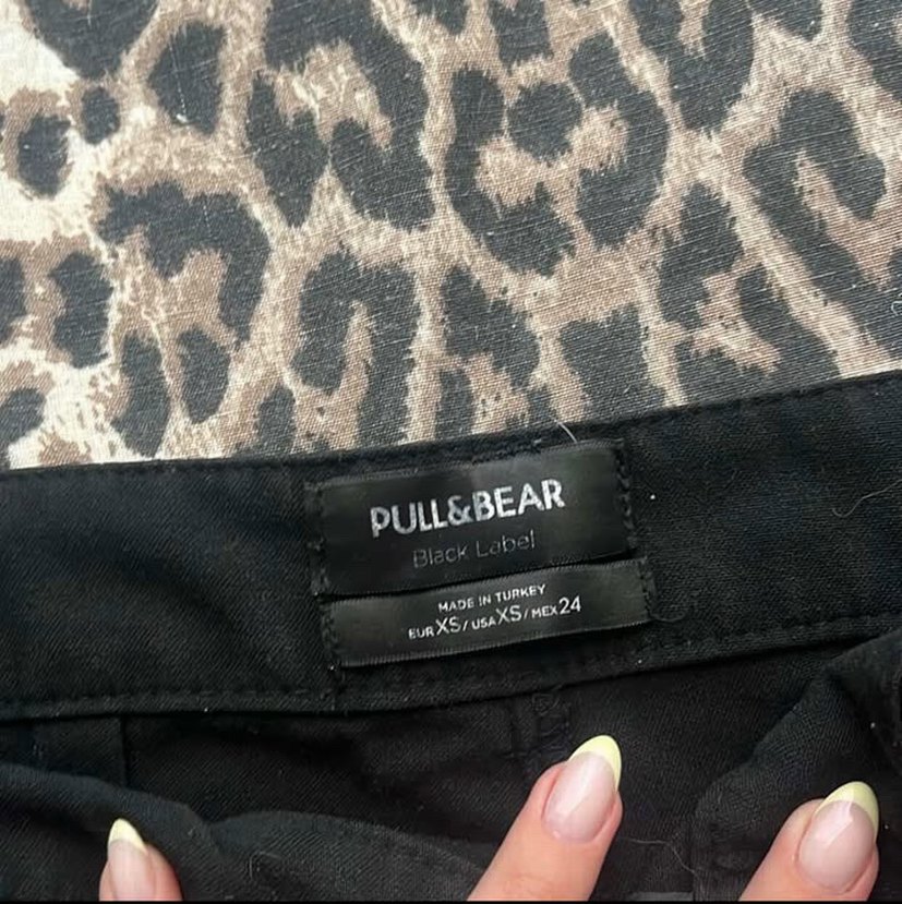 Pull and bear siyah kumaş pantolon - Görsel 2