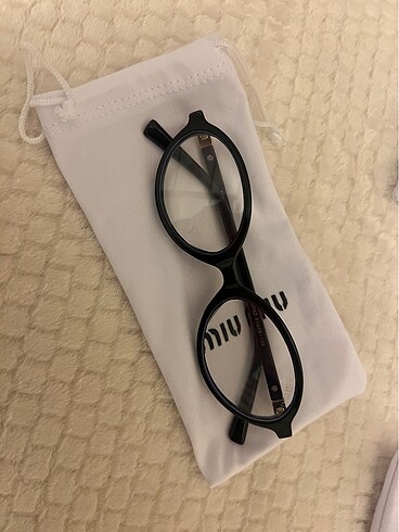 Miu Miu Gözlük