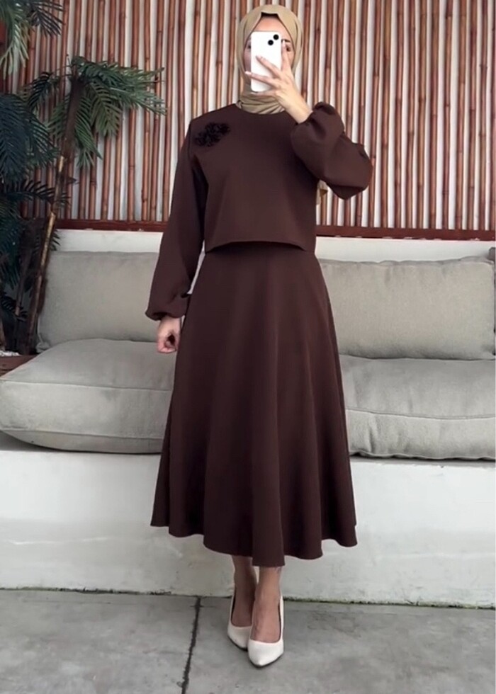 Kahverengi takım etekli - Görsel 2