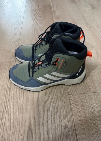 Erkek Çocuk Bot - Görsel 2