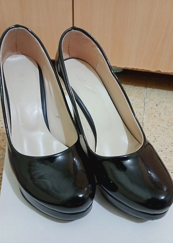 Kadın Siyah Rugan Stiletto Topuklu Ayakkabı - Görsel 2