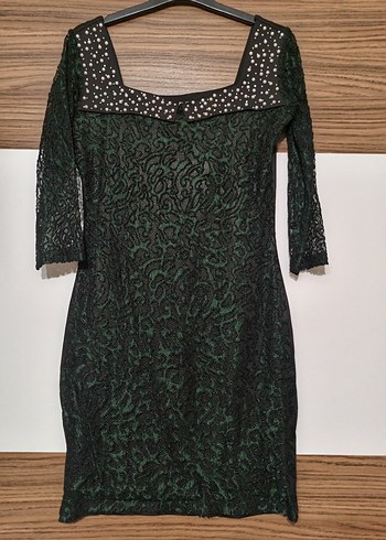 Dantel Detaylı Uzun Kollu Yeşil Gotik Elbise