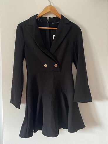 zara düğme detaylı mini tulum