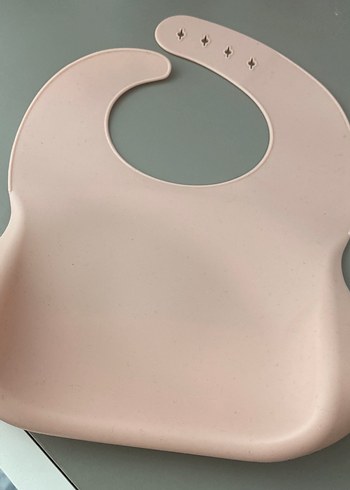 Bej Silikon Bebek Önlüğü - Görsel 2
