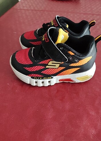 Orjinal ışıklı Skechers ayakkabı 