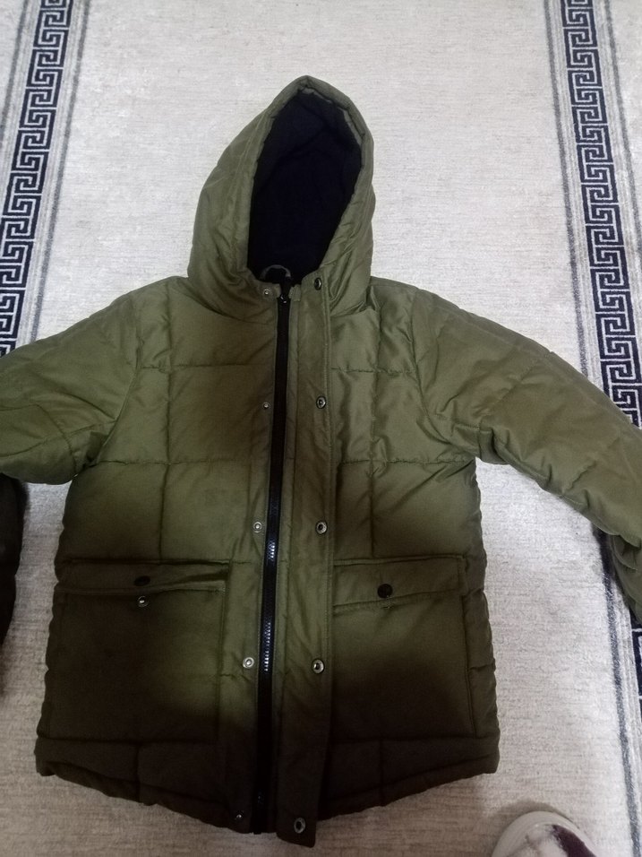 Erkek Çocuk Haki Kapüşonlu Düğmeli Kaban - Görsel 3