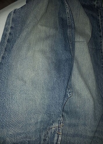 34 Beden Bershka bol jean 800TL