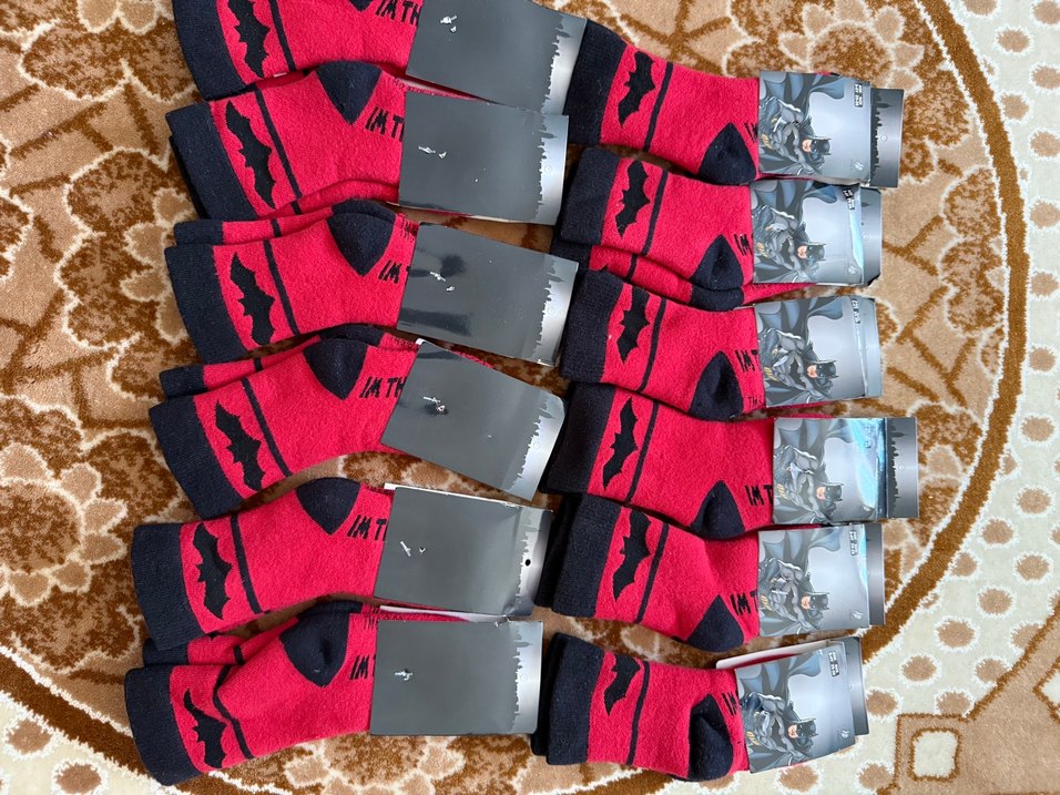 Kırmızı Baskılı Erkek Çorabı - Görsel 2