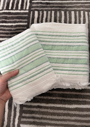 Çizgili Beyaz ve yeşil Havlu Seti - Görsel 2