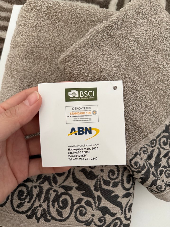 Modern Klasik Desenli Kahverengi Havlu Seti - Görsel 2