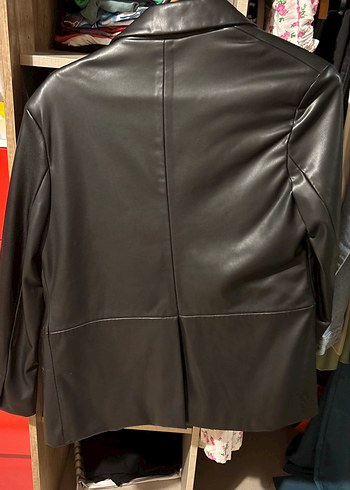 Bershka Kadın Siyah Deri Ceket Notched Yaka