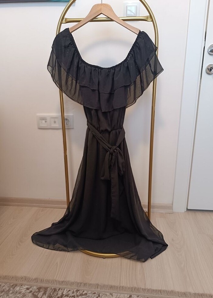 Siyah Elbise - Görsel 3