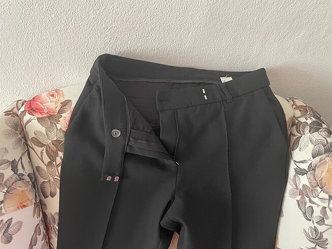 38 Beden siyah Renk Siyah kumaş 38 beden İspanyol paça Pantalon