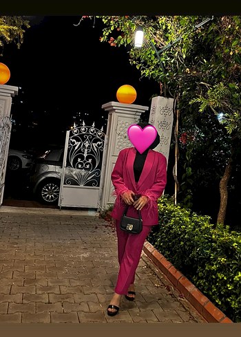 Pembe Uzun Kadın Takım Elbise