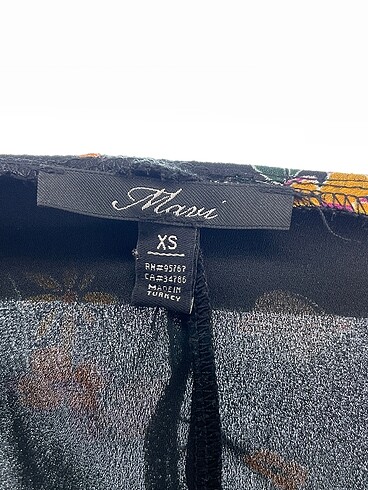 xs Beden siyah Renk Mavi Jeans Midi Etek %70 İndirimli.