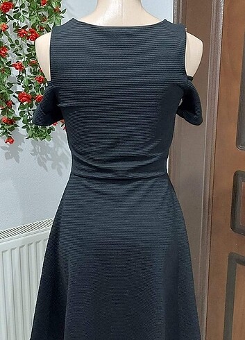 s Beden Omuz Detaylı Spor Şık Elbise