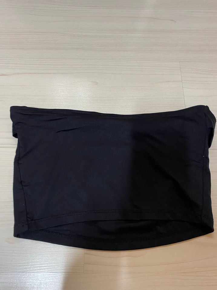 Siyah straplez crop - Görsel 2