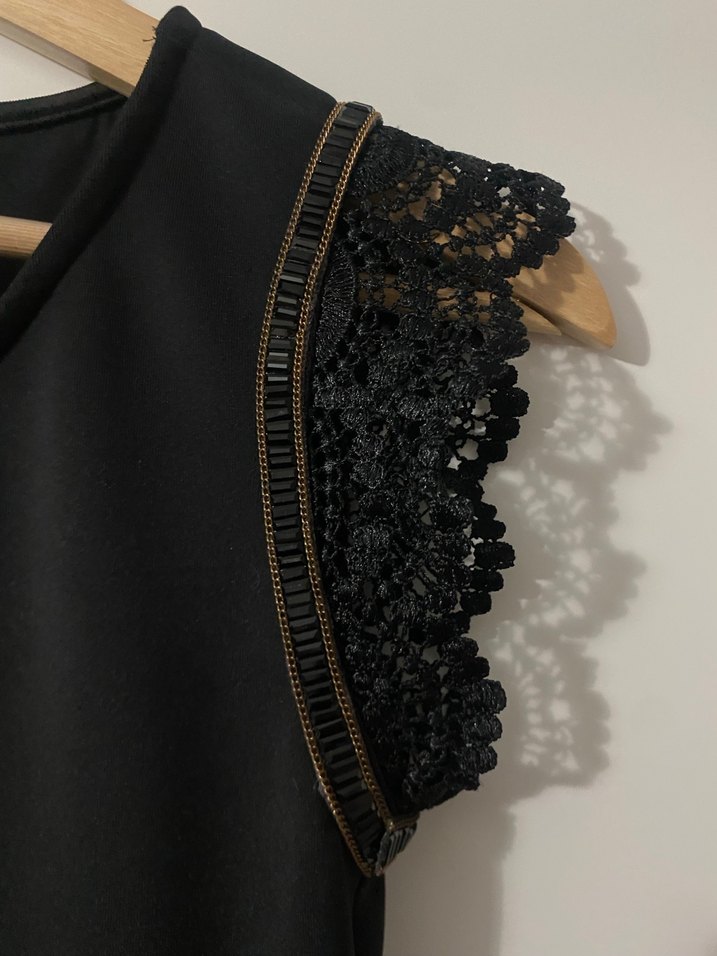 Dantel Detaylı Siyah Midi Gösterişli Elbise - Görsel 3