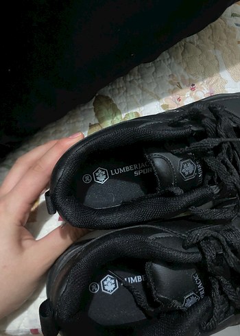 Siyah Yılan Desenli Bağcıklı Kadın Spor Ayakkabı - Görsel 3