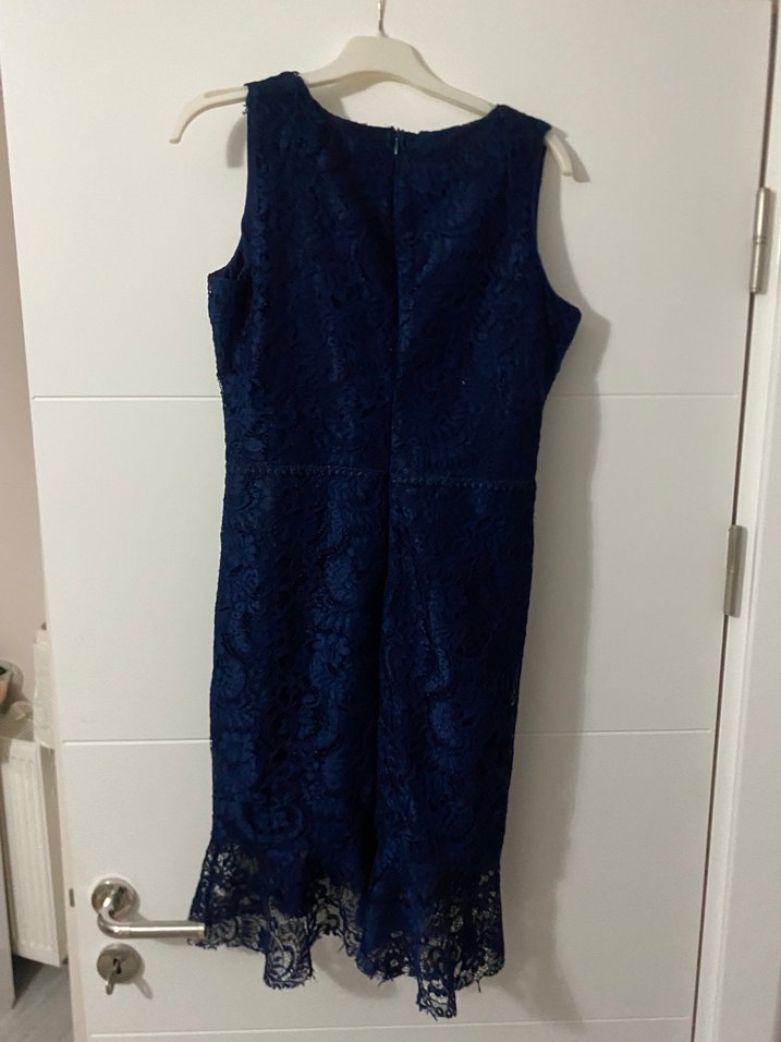 Lacivert V Yaka Dantel Midi Elbise - Görsel 3