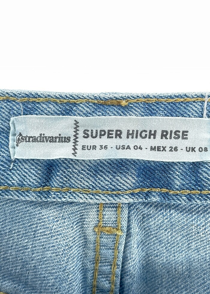 Stradivarius Jean / Kot Şort %70 İndirimli. - Görsel 4