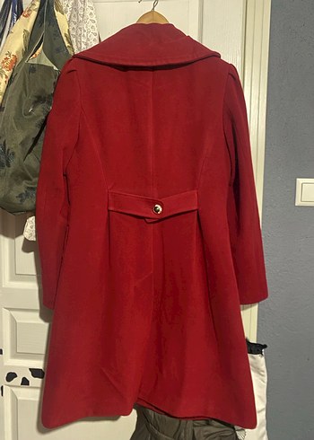 Kırmızı Kadın Kaban - Görsel 2