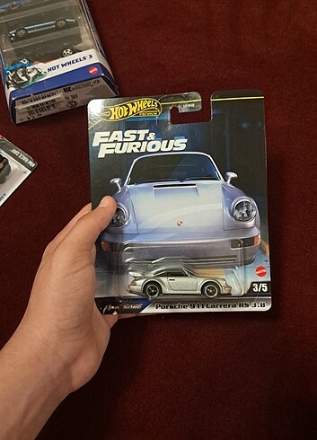 Hotwheels Premium Porshe 911 Carrera Rs 3.8 3/5