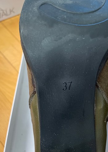 Deichmann Haki Yarı Süet Yarı Deri Topuklu Ayakkabı