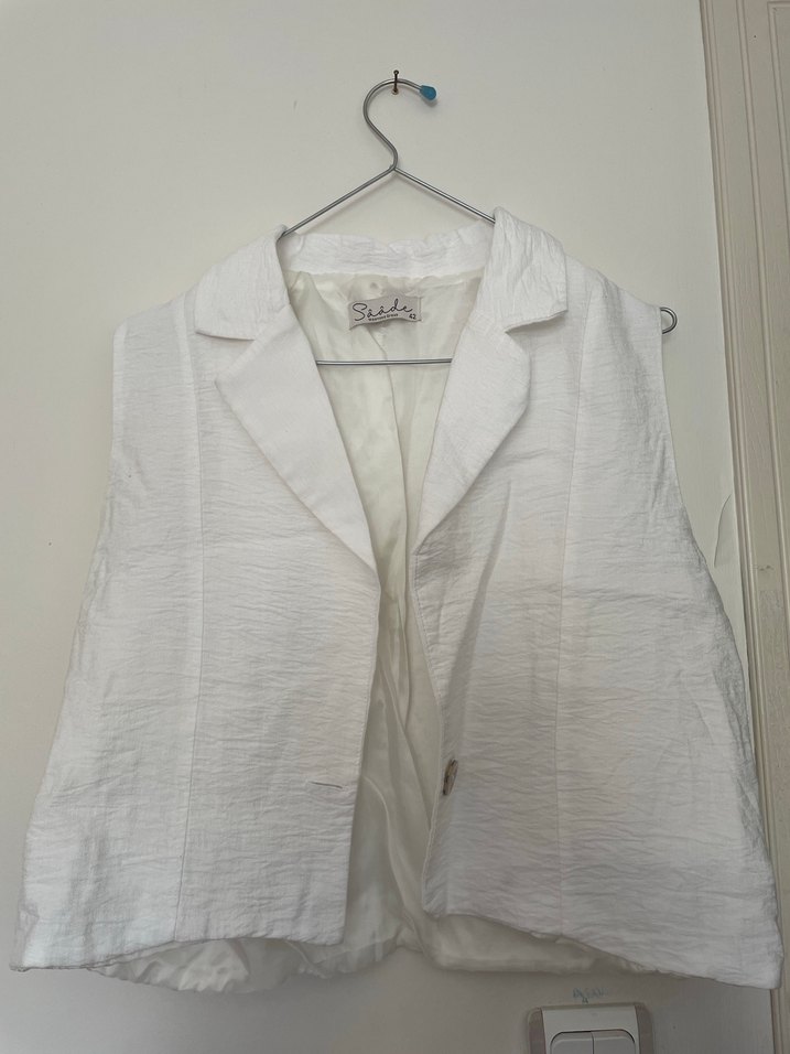 KIRIK BEYAZ, Sedef Düğmeli Kadın Yelek - Görsel 2