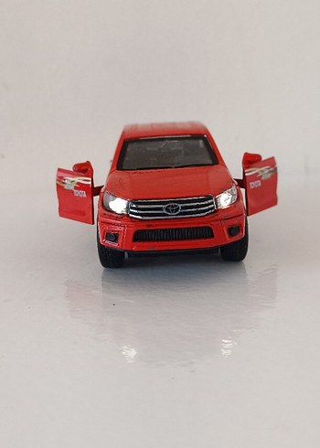 Beden Renk Metal çek bırak ışıklı Toyota Kamyonet
