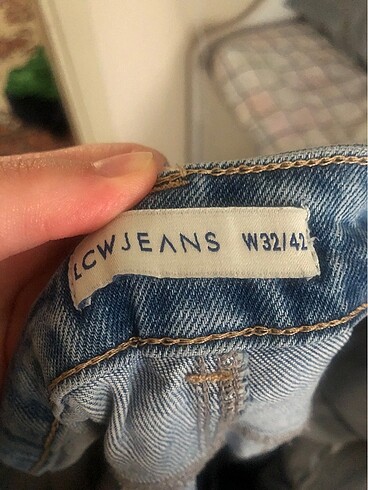 xl Beden As giyilmiş LCW pantolon