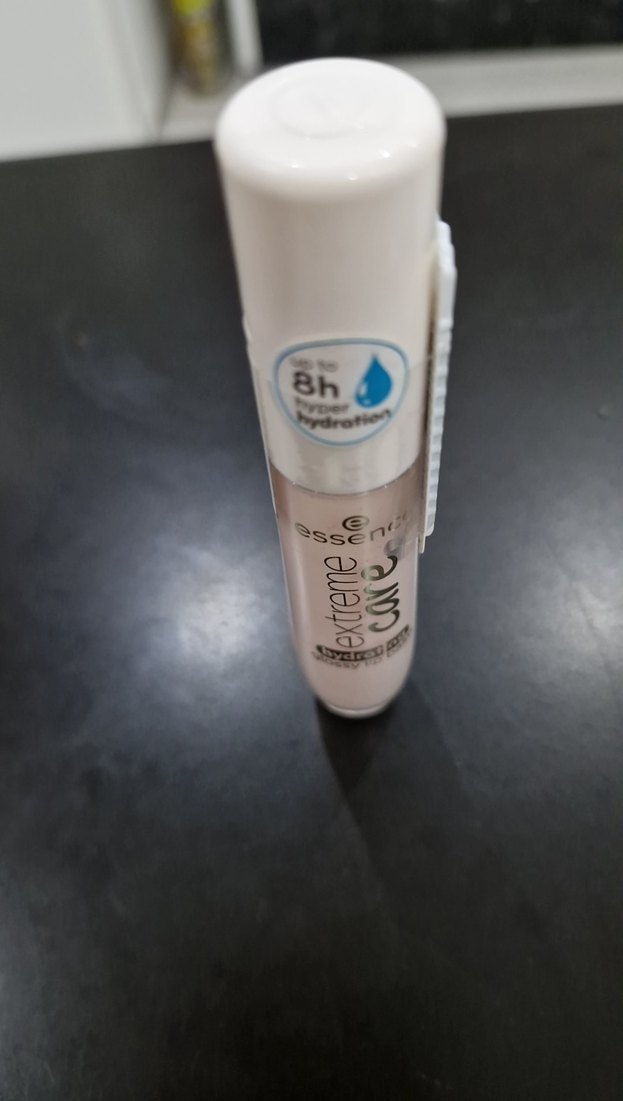 Essence Extreme Care Hidrating Glossy Lip Balm - Görsel 3