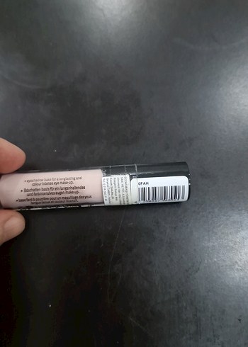 Essence I Love Colour Intensifying Göz Farı Bazı - Görsel 2