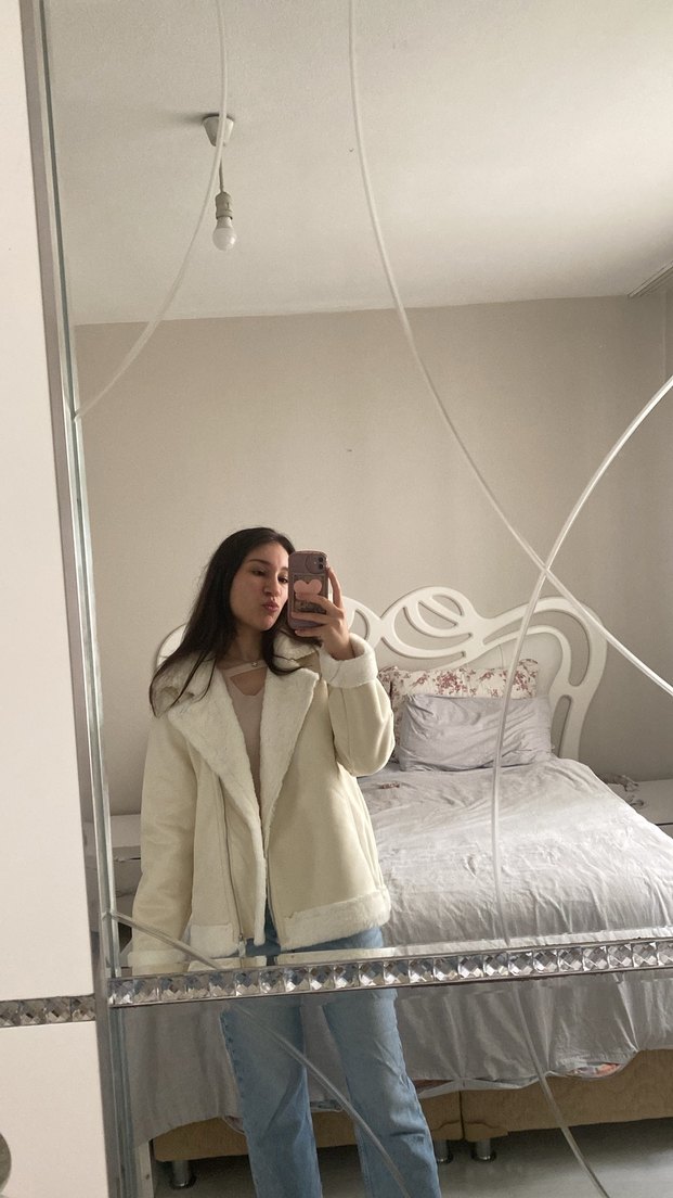 Krem Kürklü Kadın Midi Ceket - Görsel 3