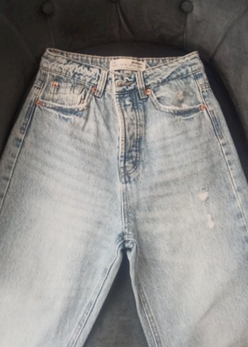 34 Beden stradivarius jean