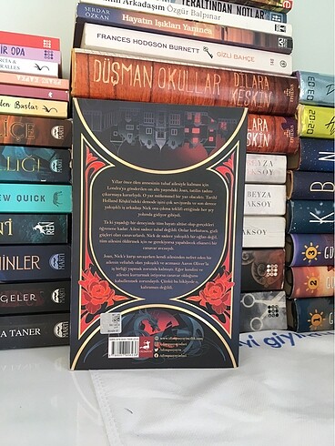  Beden Canavar üçlemesi 1, kitap sadece bir canavar
