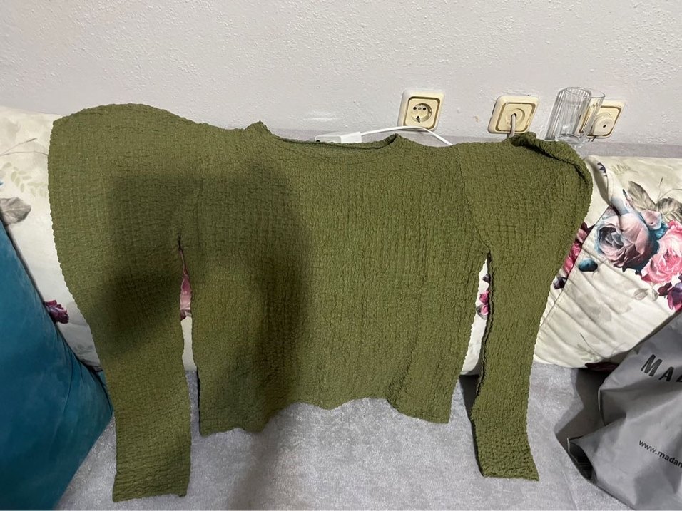 KADIN YEŞİL YARASA KOL BLUZ - Görsel 2