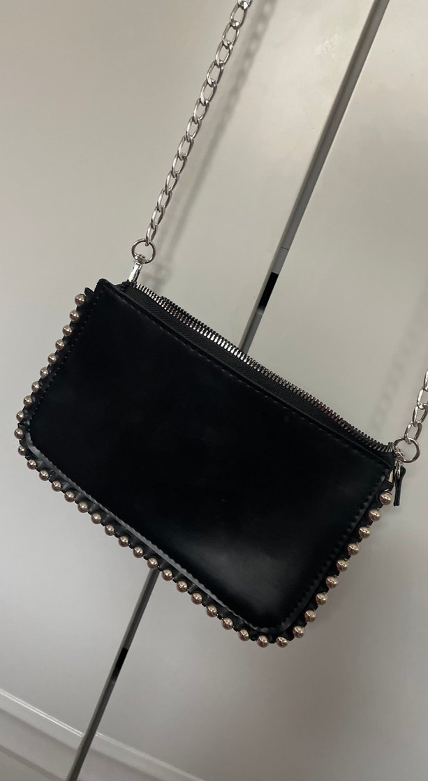 Zincir Detaylı  Siyah Deri Çanta - Görsel 2