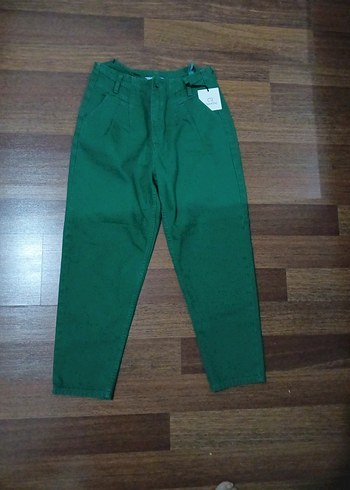 Kemerli Yeşil Kadın Kumaş Pantolon