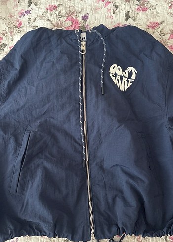 m Beden mavi Renk Bershka Kapüşonlu Fermuarlı Mavi Kadın Ceket
