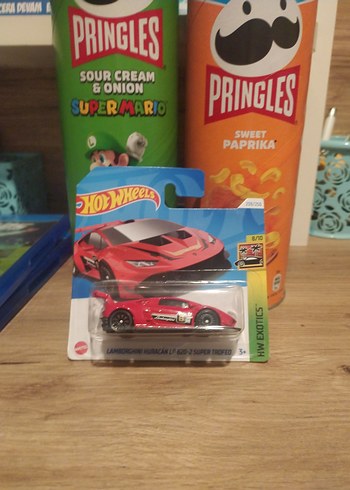 HOT WHEELS LAMBORGHİNİ HURACAN