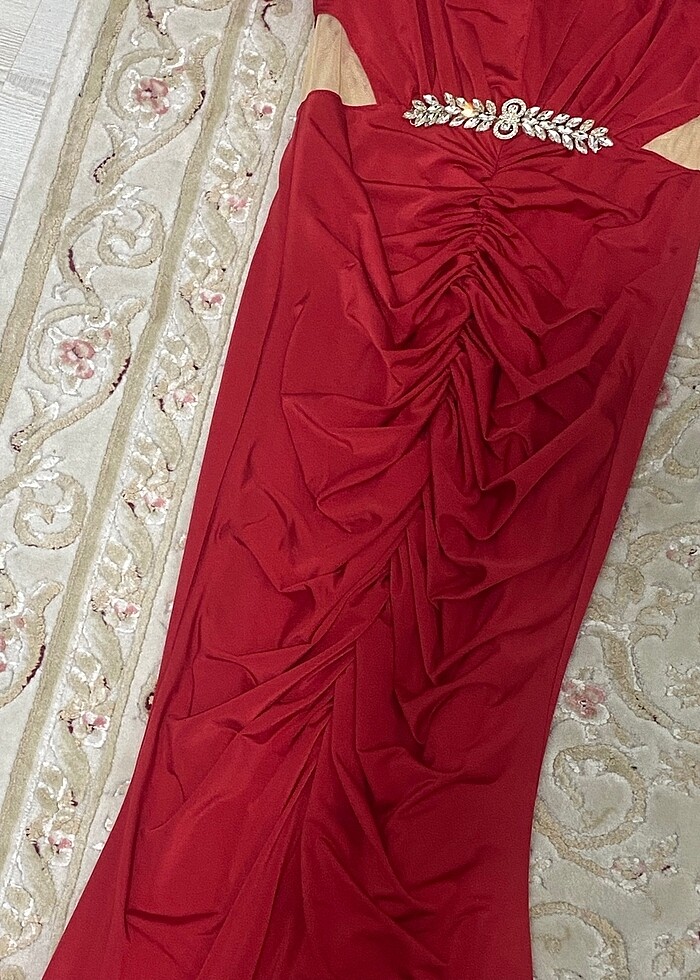 kırmızı abiye elbise - Görsel 4