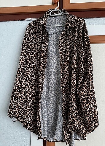 Saten leopar gömlek