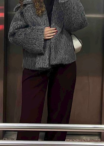 Mai Gri Kısa Kürklü Kadın Kaban - Görsel 3