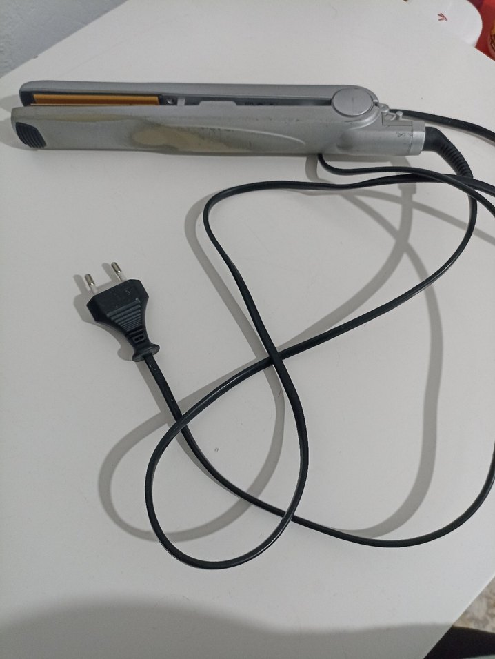 Gri Sking Saç Düzleştirici - Görsel 3