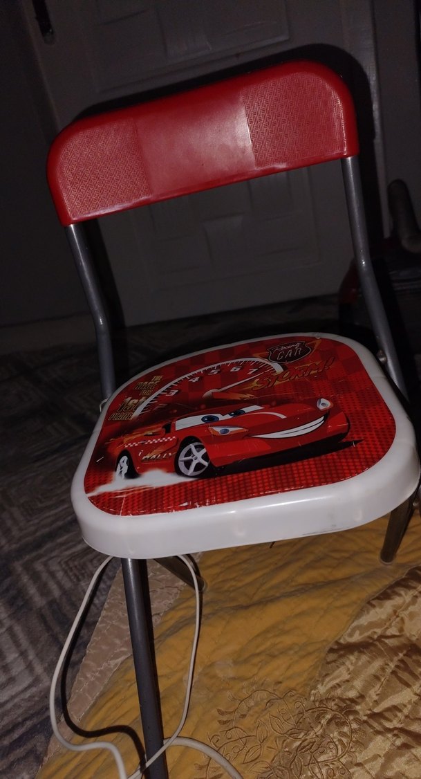 Parlak Kırmızı Çocuk Sandalyesi - Görsel 2